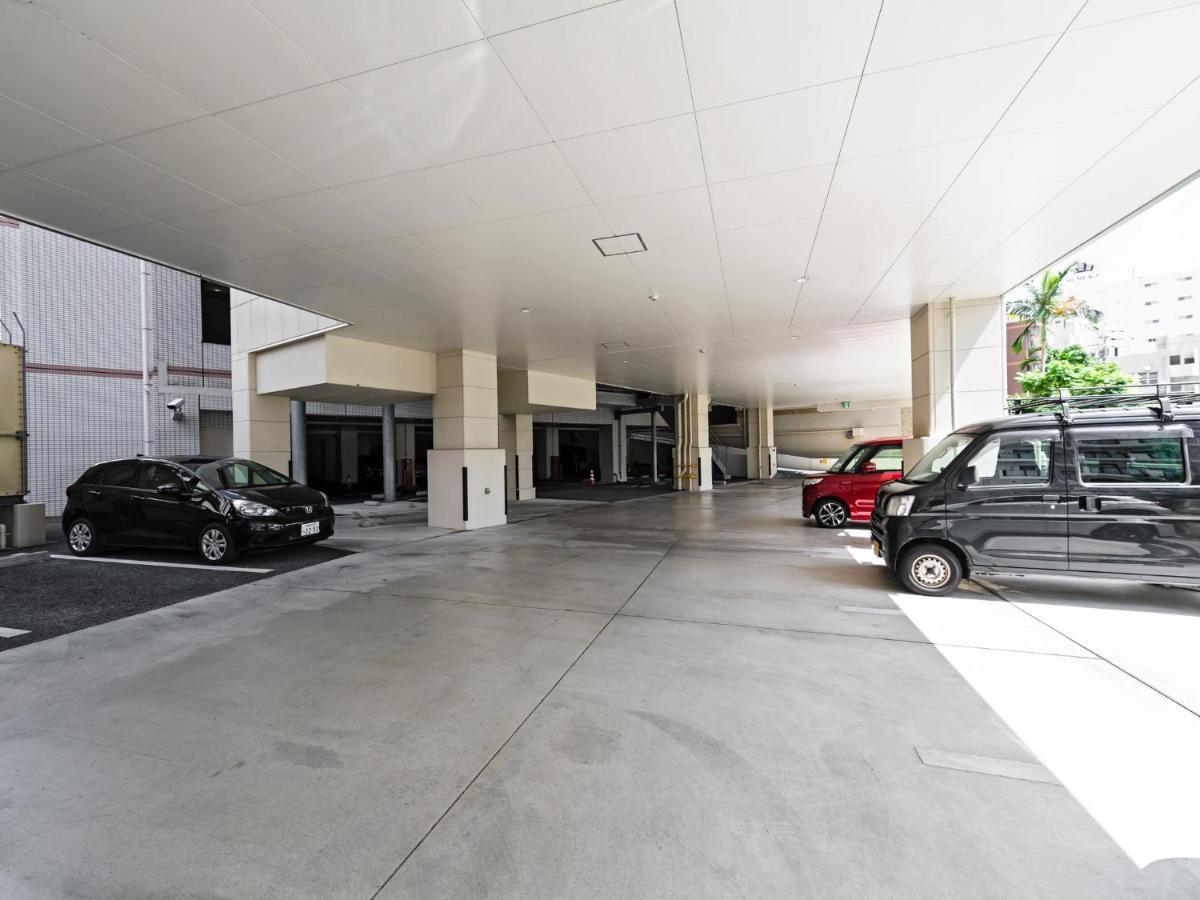 Hotel Azat Naha Exteriör bild